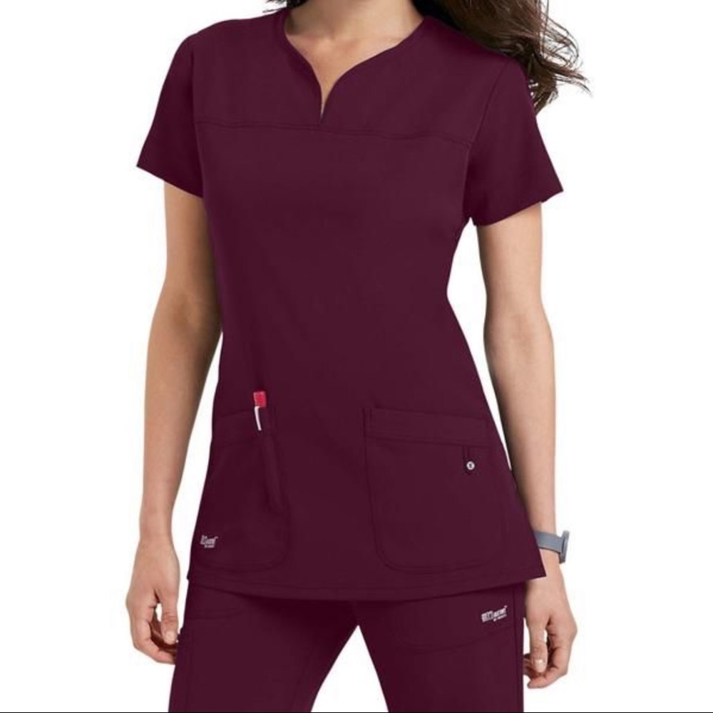 Greys Anatomy Wine Scrub Set